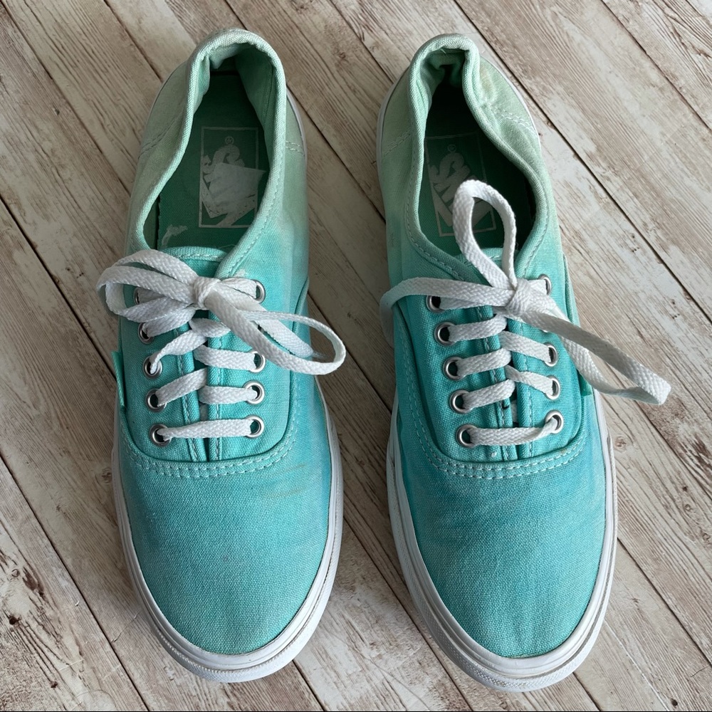 PREOWNED VANS OMBRE TIE DYE BKUE GREEN WOMENS 8 MENS 6.5